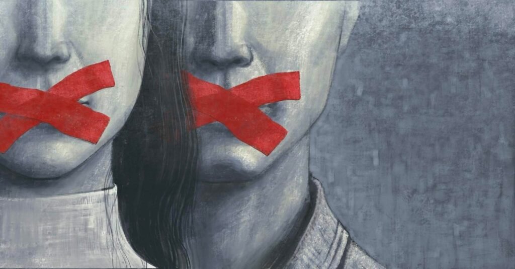 COP10 é cancelada em meio a acusações de censura, controvérsias e protestos no Panamá Censorship Stock Image Red Tape on Faces resized11 1